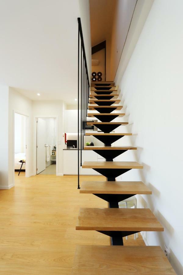 Hm - Living Batalha Square 2 Apartment Porto Exterior photo